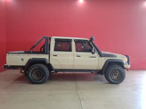 Toyota Land Cruiser 79 4.5D-4D V8 double cab LX - Image 3
