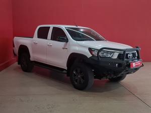 Toyota Hilux 2.4GD-6 double cab 4x4 Raider manual - Image 1