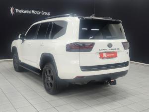 Toyota Land Cruiser 300 3.3D GR-Sport - Image 12