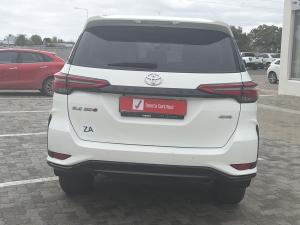 Toyota Fortuner 2.4GD-6 4x4 - Image 5