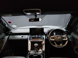 Toyota Land Cruiser 300 3.3D GX-R - Image 6