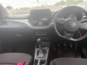 Toyota Starlet 1.5 Xi - Image 6