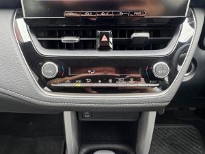 Toyota Corolla Cross 1.8 XS - Image 15