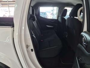 Nissan Navara 2.5DDTI SE Plus D/C - Image 12
