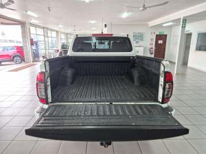 Nissan Navara 2.5DDTI SE Plus D/C - Image 7