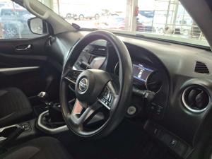 Nissan Navara 2.5DDTI SE Plus D/C - Image 9
