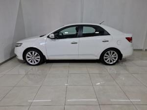 Kia Cerato sedan 2.0 SX - Image 2