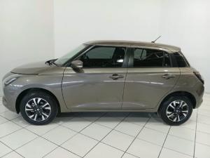 Suzuki Swift 1.2 GLX auto - Image 3