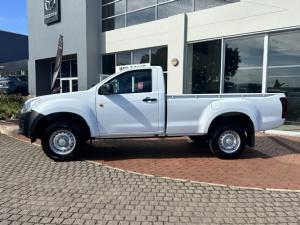 Isuzu D-Max Gen 6 250 single cab Fleetside safety - Image 2