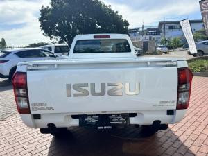 Isuzu D-Max Gen 6 250 single cab Fleetside safety - Image 8