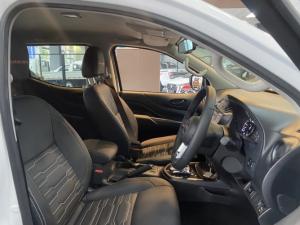 Nissan Navara 2.5DDTi double cab Pro-4X 4x4 Warrior - Image 4