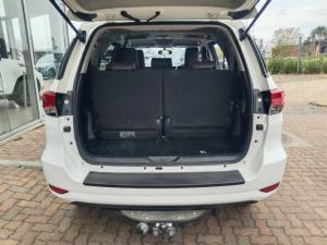 Toyota Fortuner 2.4GD-6 auto - Image 12