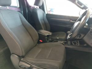 Toyota Hilux 2.8GD-6 Xtra cab 4x4 Legend manual - Image 9