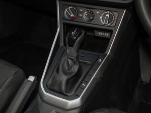 Volkswagen Polo hatch 1.0TSI Life auto - Image 14