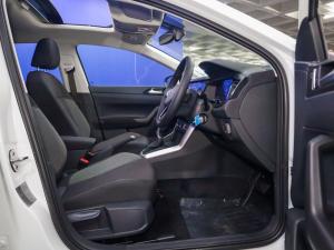 Volkswagen Polo hatch 1.0TSI Life auto - Image 8