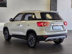 Suzuki Vitara Brezza 1.5 GLX - Image 11