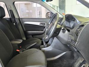 Suzuki Vitara Brezza 1.5 GLX - Image 16