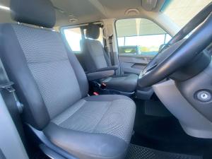 Volkswagen Transporter 2.0BiTDI Kombi SWB Trendline Plus 4Motion - Image 13