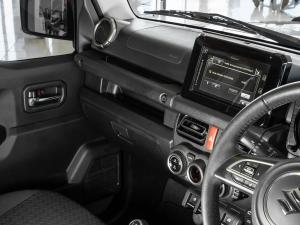 Suzuki Jimny 1.5 GLX AllGrip 3-door manual - Image 13