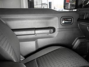 Suzuki Jimny 1.5 GLX AllGrip 3-door manual - Image 20
