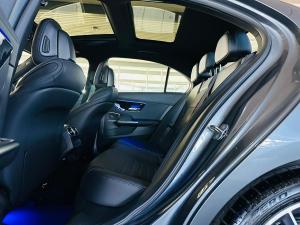 Mercedes-Benz C-Class C200 AMG Line - Image 6