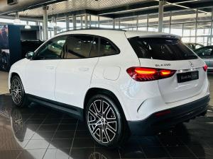 Mercedes-Benz GLA GLA200 Progressive - Image 11
