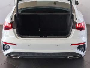 Audi A3 sedan 35TFSI S line - Image 14