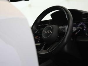 Audi A3 sedan 35TFSI S line - Image 15