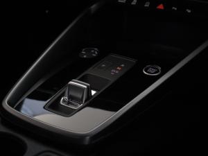 Audi A3 sedan 35TFSI S line - Image 18