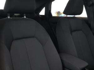 Audi A3 sedan 35TFSI S line - Image 19