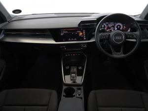 Audi A3 sedan 35TFSI S line - Image 25