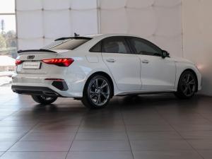 Audi A3 sedan 35TFSI S line - Image 9