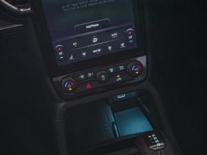 Ford Ranger 3.0TD V6 double cab Platinum 4WD - Image 3