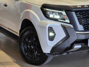 Nissan Navara 2.5DDTi double cab Stealth - Image 10