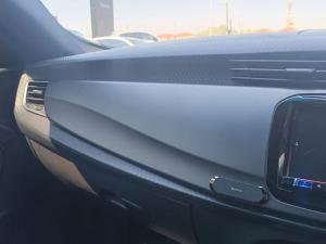 Alfa Romeo Giulietta 1750TBi Veloce - Image 21