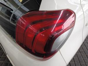 Peugeot 108 1.0 Active - Image 16