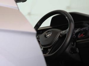Volkswagen Polo hatch 1.0TSI Comfortline - Image 16