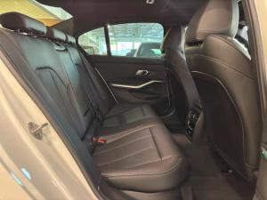 BMW 3 Series 320i M Sport - Image 17