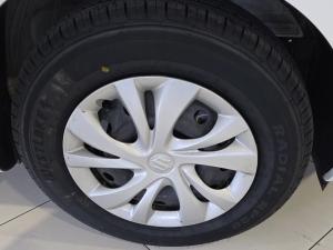 Suzuki Swift 1.2 GL auto - Image 4