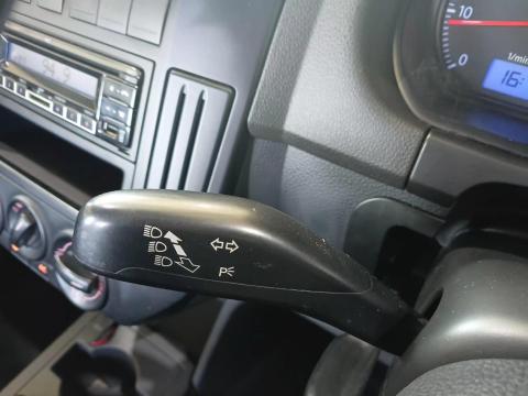 Image Volkswagen Polo Vivo sedan 1.4