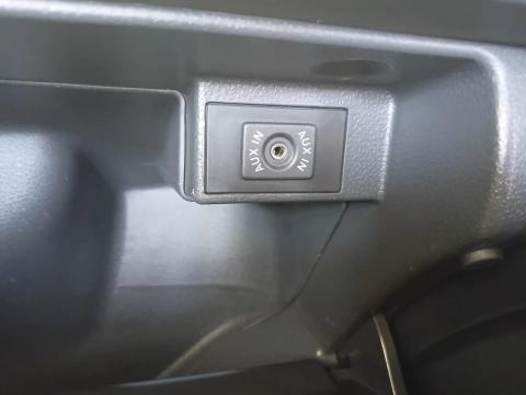 Image Volkswagen Polo Vivo sedan 1.4