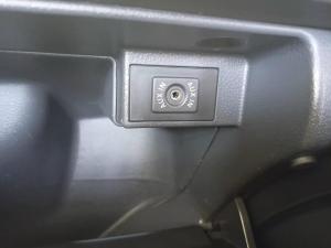 Volkswagen Polo Vivo sedan 1.4 - Image 17