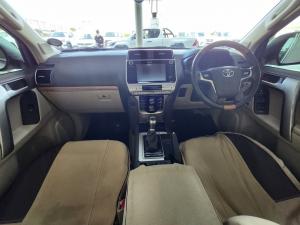 Toyota Land Cruiser Prado 4.0 VX-L - Image 6