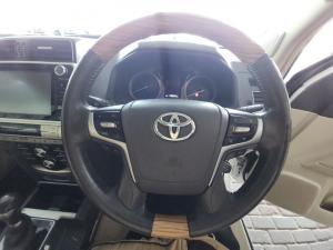 Toyota Land Cruiser Prado 4.0 VX-L - Image 8