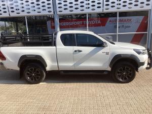 Toyota Hilux 2.8GD-6 Xtra cab Legend manual - Image 3