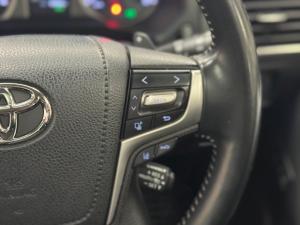 Toyota Land Cruiser Prado 2.8GD VX-L - Image 8