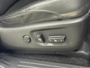 Toyota Land Cruiser Prado 2.8GD VX-L - Image 17