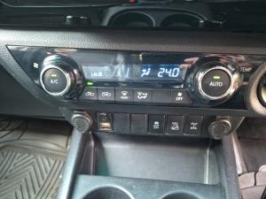 Toyota Hilux 2.8GD-6 double cab 4x4 Legend 50 auto - Image 14