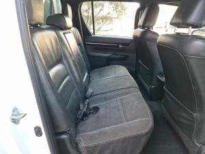 Toyota Hilux 2.8GD-6 double cab 4x4 Legend 50 auto - Image 16