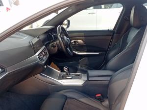 BMW 3 Series 318i M Sport - Image 7